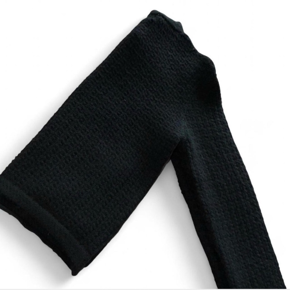 NWT H&M Black Textured Sweater with Gold Button Details - Picture 4 of 4